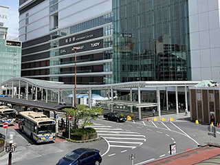 横浜駅西口202204