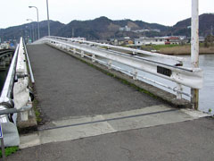 西津歩道橋